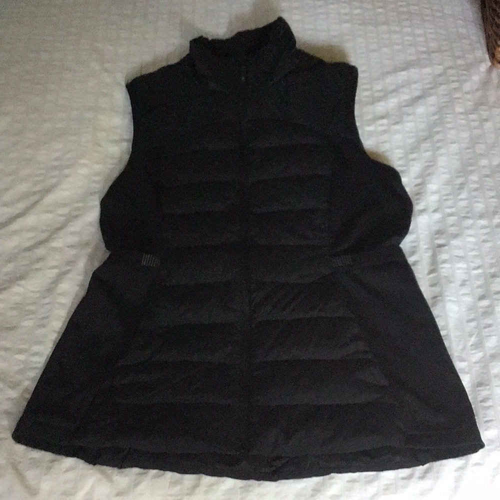 Lululemon, Long Quilted Vest, Black, Size 8